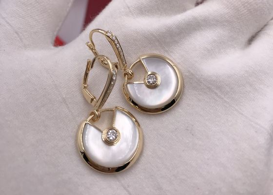 Κλασική λευκιά μητέρα του μαργαριταριού Elegant Amulette de Cartier Earrings